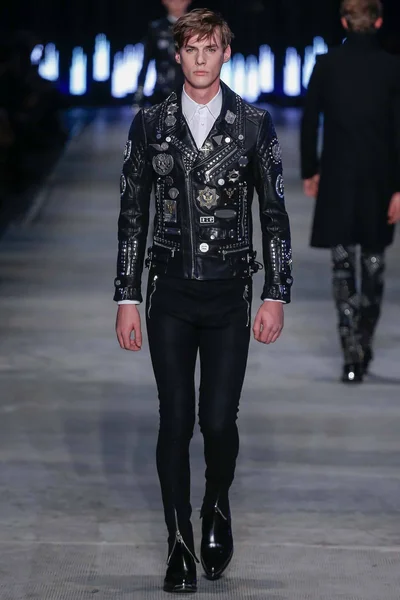 Look 2
